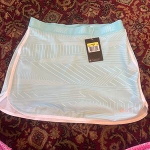 Nike S golf skort